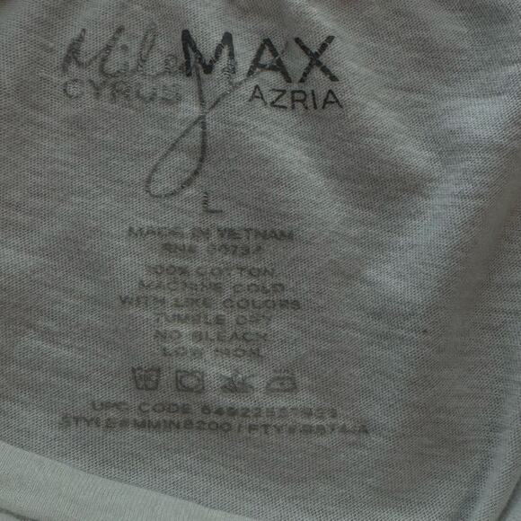 Vintage Miley Cyrus Max "London Cheers" Graphic T-Shirt Size Large - Y2K Style - Picture 6 of 7